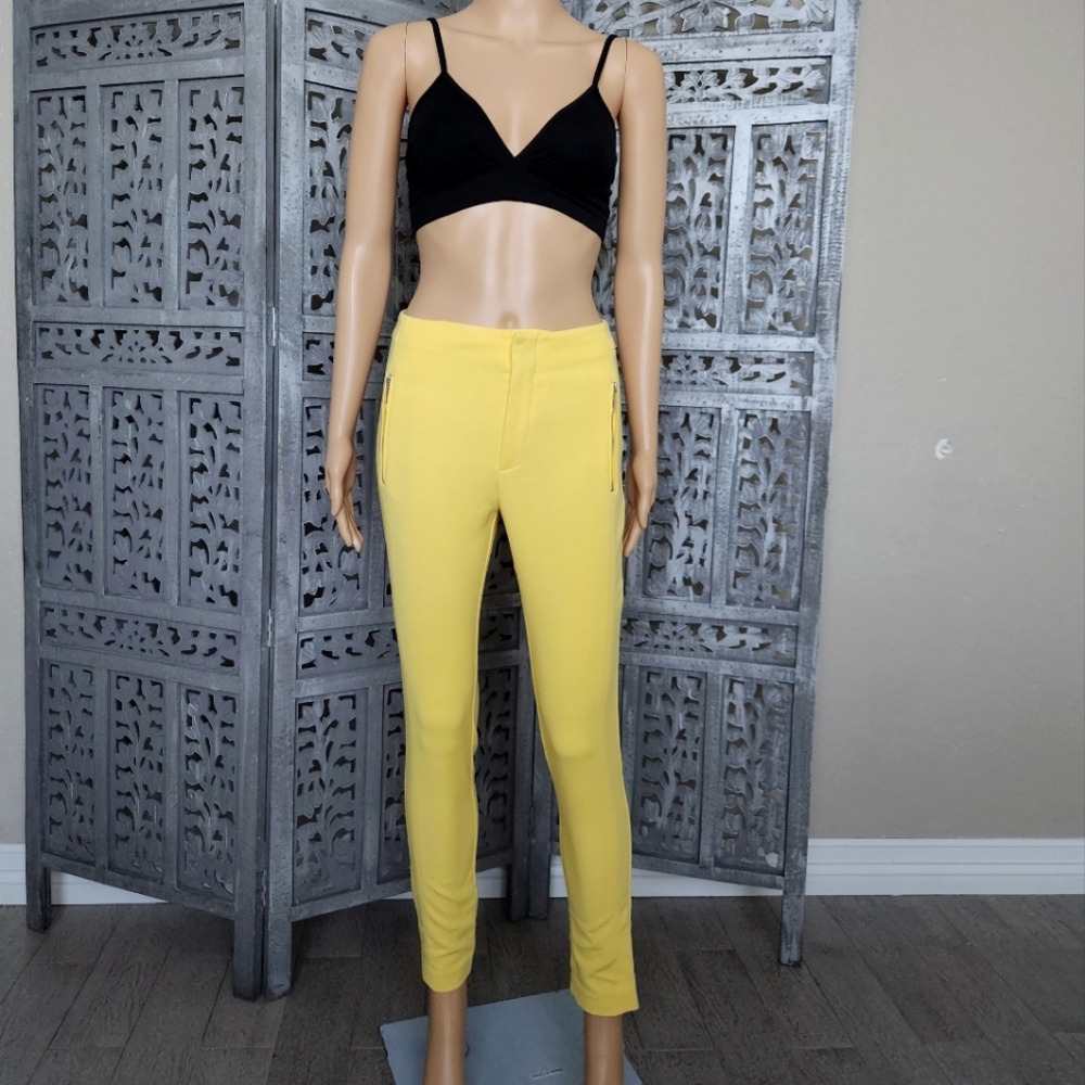 Straight leg pant
